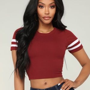 🔥Fashion Nova Burgundy Crop Top - L